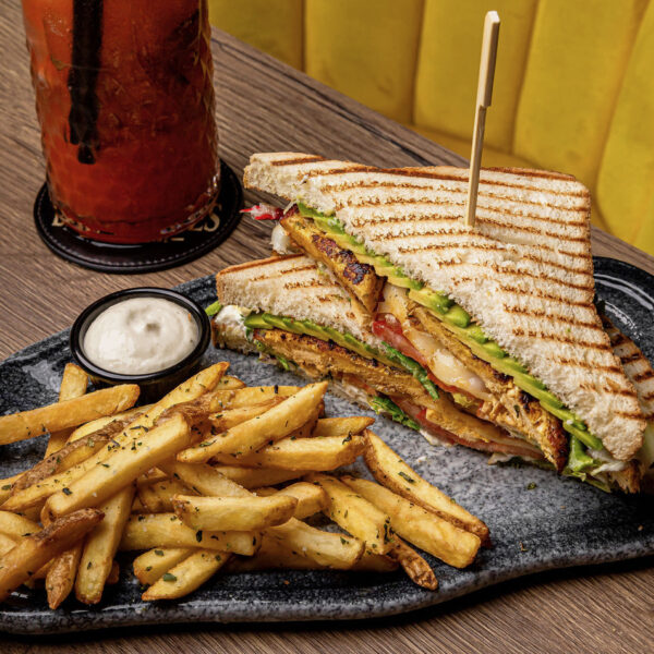 Club sandwich de pollo